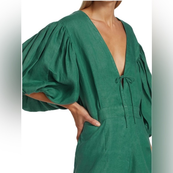 SWF Linen Puff-Sleeve Romper 
Size L - Picture 4 of 9